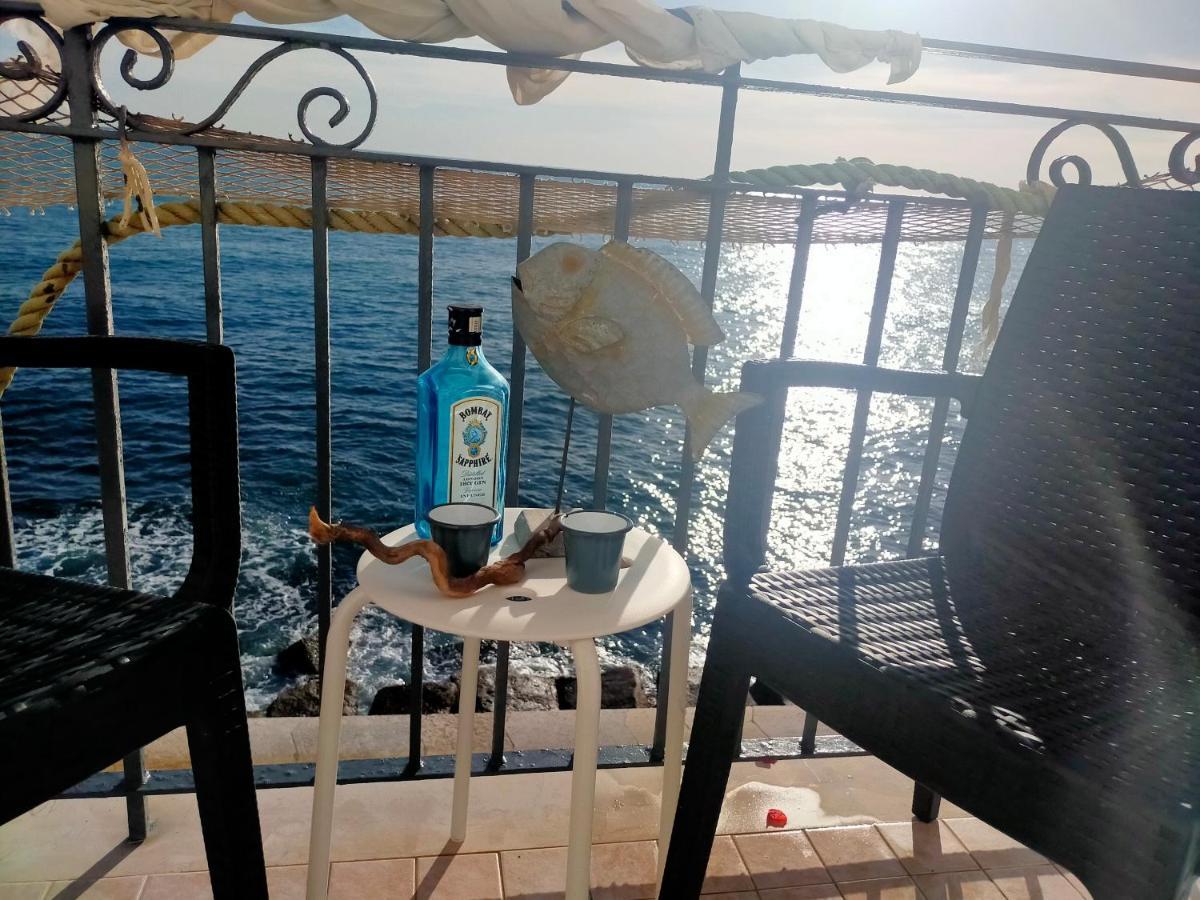 Casa Adriana Fronte Mare Apartment โมโนโปลี ภายนอก รูปภาพ