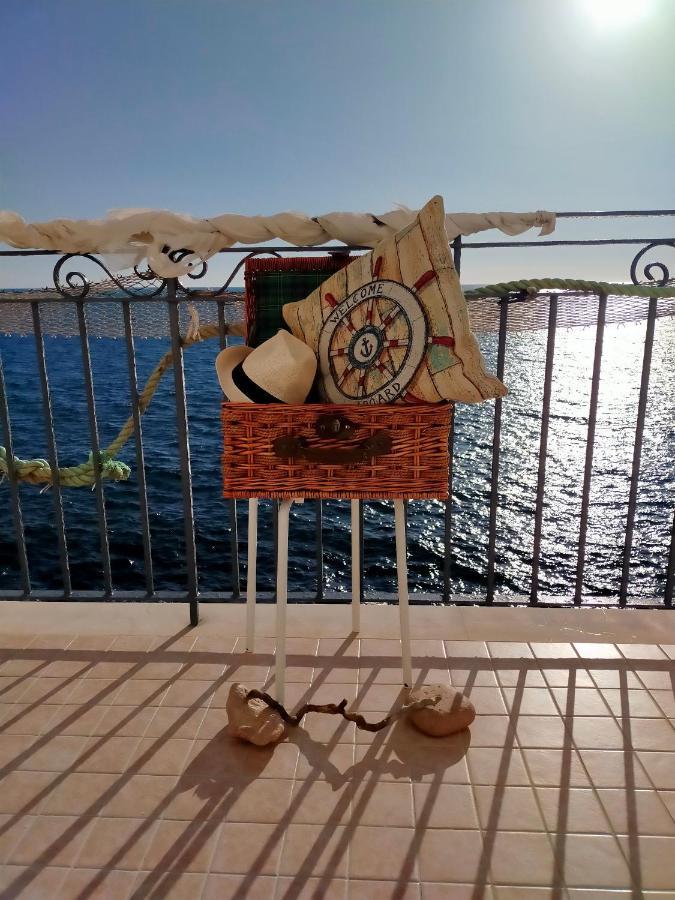 Casa Adriana Fronte Mare Apartment โมโนโปลี ภายนอก รูปภาพ