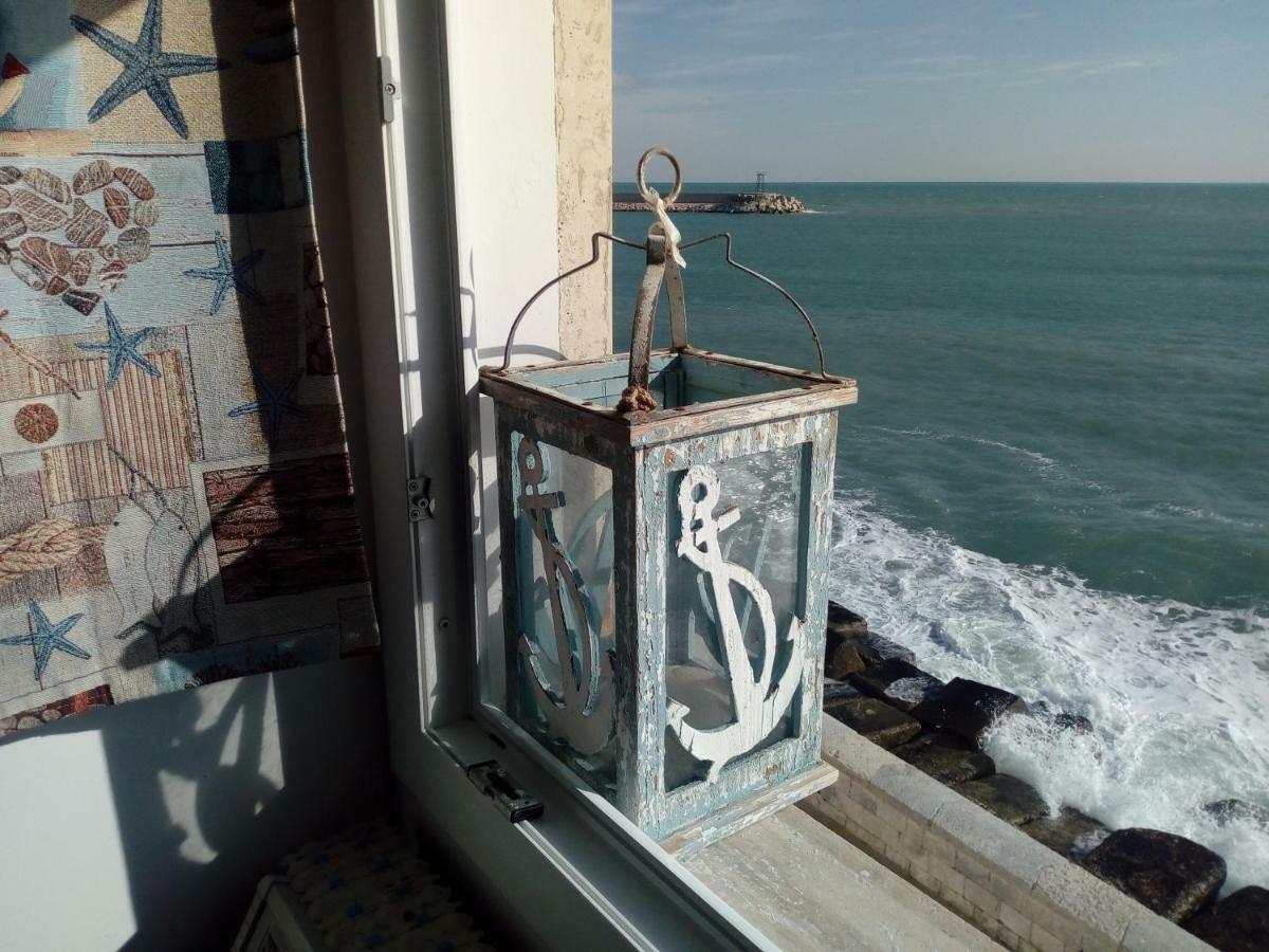 Casa Adriana Fronte Mare Apartment โมโนโปลี ภายนอก รูปภาพ